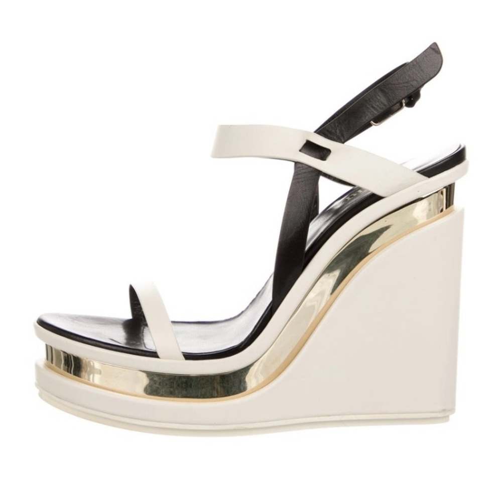 LA PERLA SANDALS